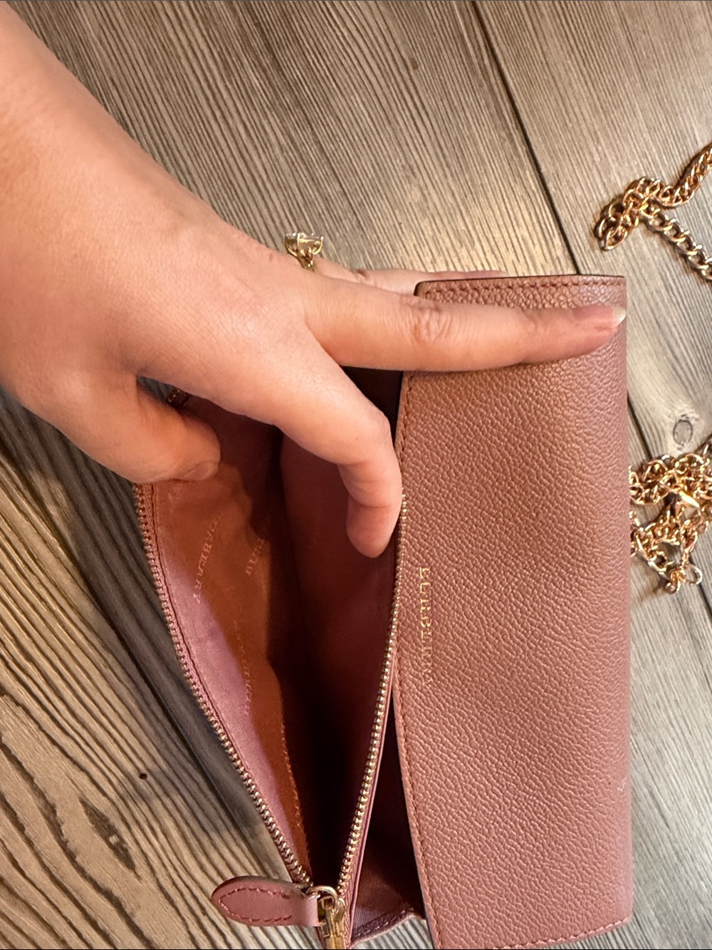 Burberry pink leather and house check canvas chain wallet - Picture 8 of 12